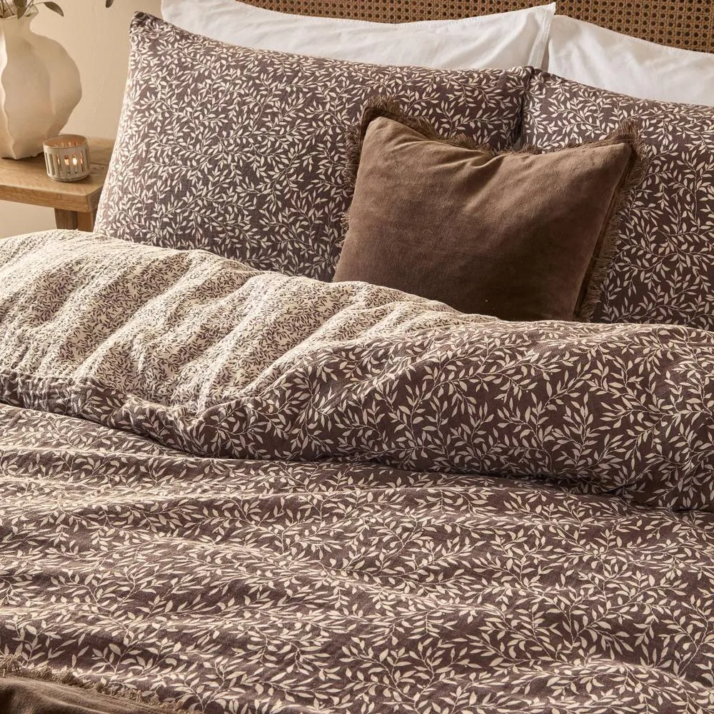 Yard Perrie Leaf Muslin 100% Cotton Duvet Cover Set in Chocolate 5