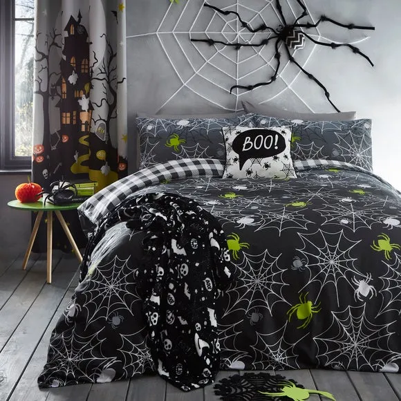 Bedlam Boo Fleece Throw Blanket 120cm x 150cm 4
