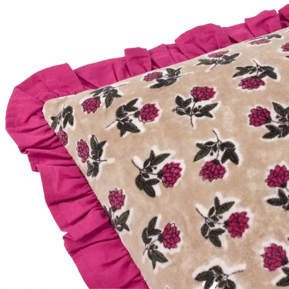 Kemble Ruffle Square Cushion 6