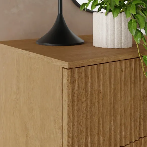 Inga 7 Drawer Chest, Light Oak 2