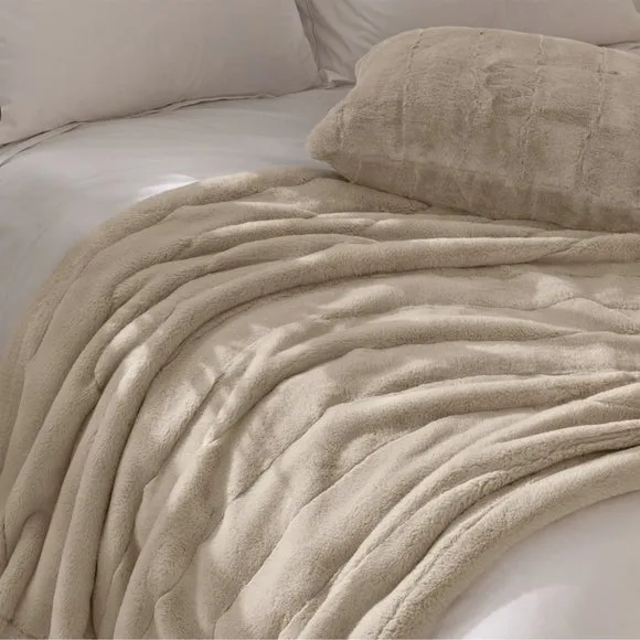 Paoletti Empress Filled Cushion 3