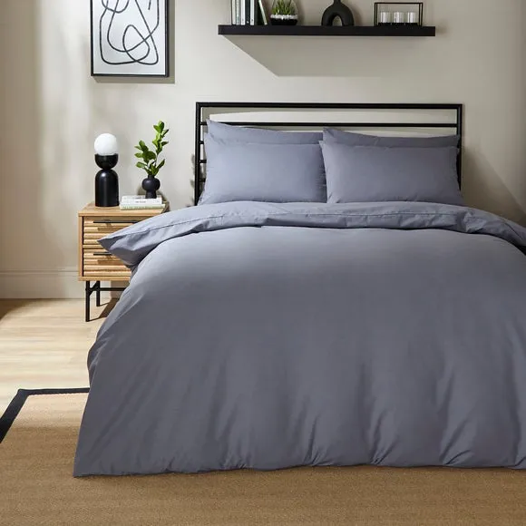 Soft and Easycare Polycotton Duvet Cover & Pillowcase Set 1