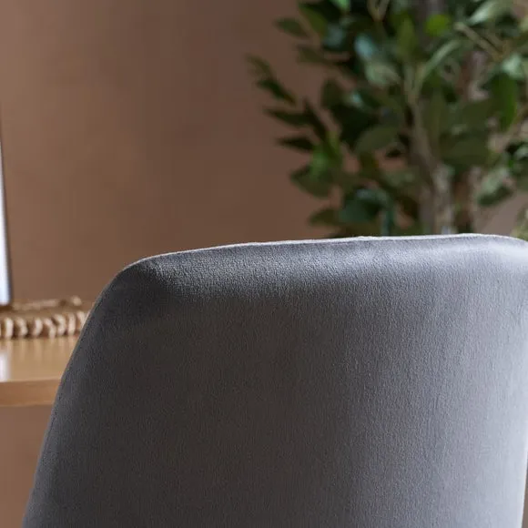 Axel Set of 2 Button Back Velvet Dining Chairs 6