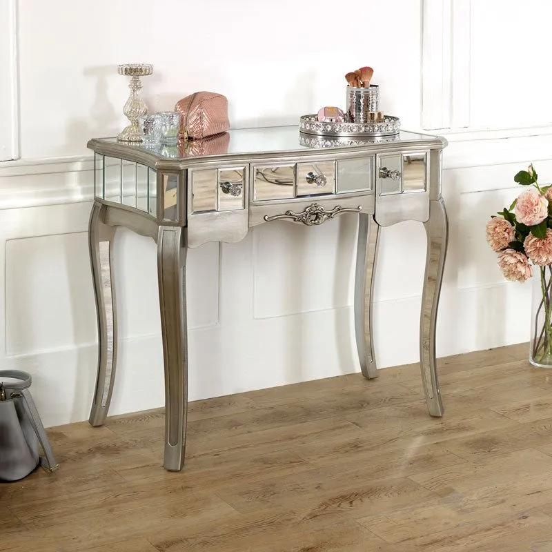 Melody Maison Mirrored Dressing Table - Tiffany Range in Silver
