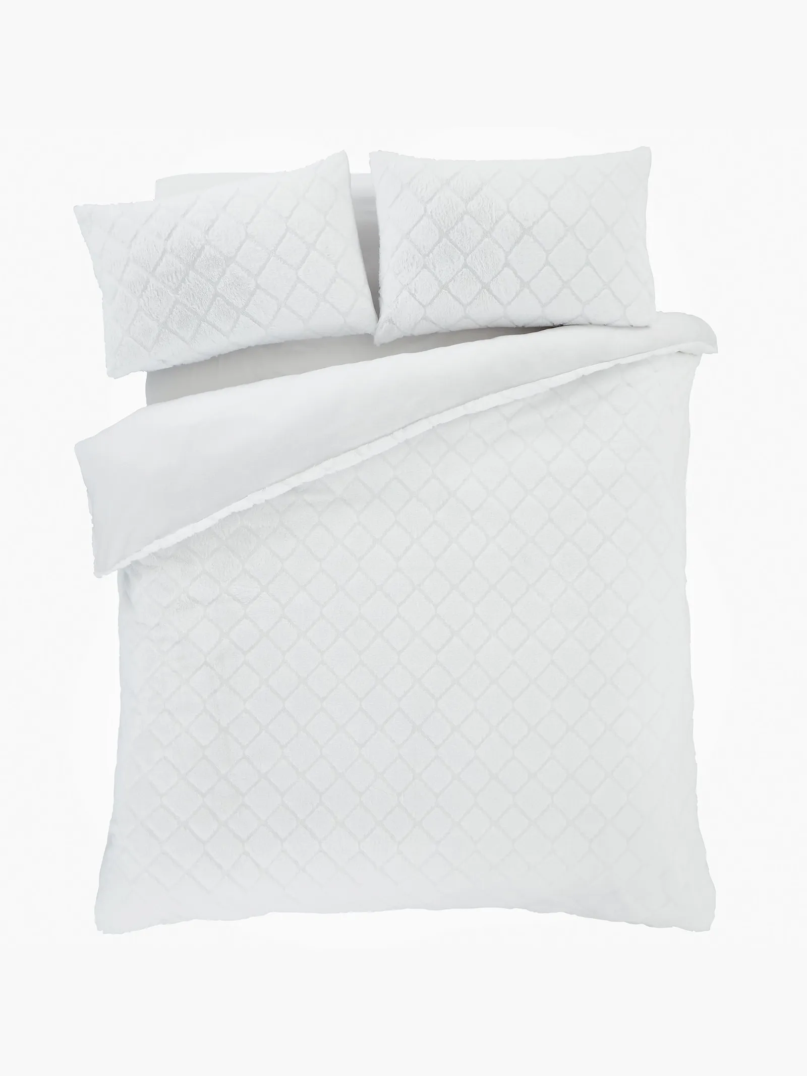 Catherine Lansfield 'Cosy Diamond' Soft & Warm Faux Fur Fleece Duvet Cover Set in White 5