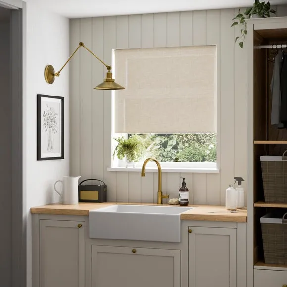 Wexford Linen Look Moisture Resistant Daylight Roller Blind 5