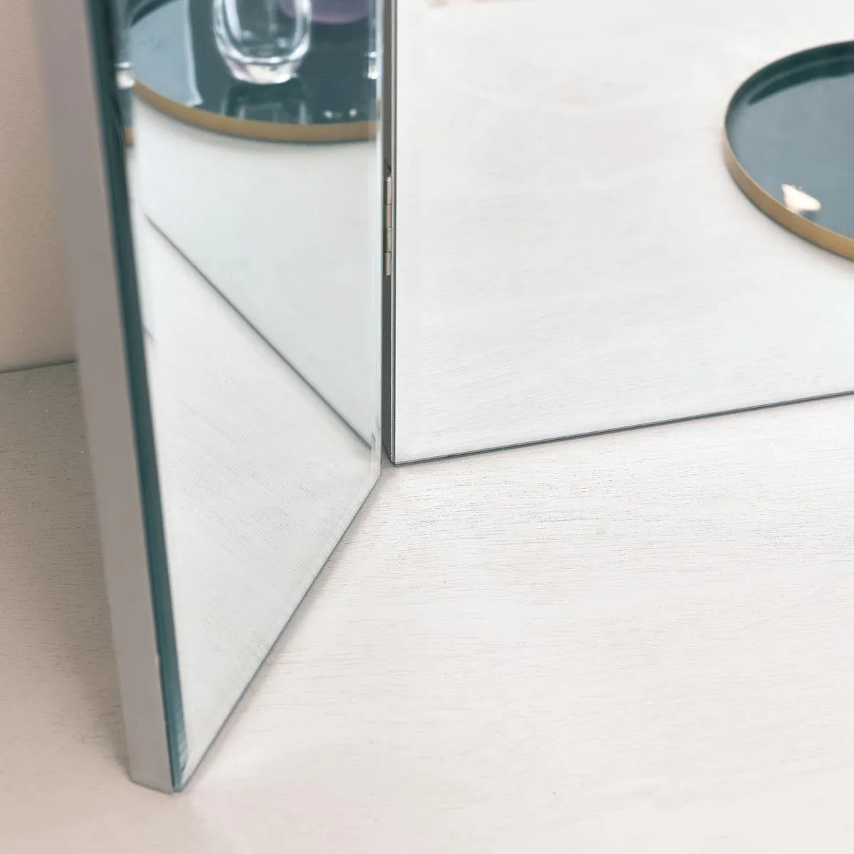 Melody Maison Vintage Style Dressing Table Triple Mirror in Clear 6