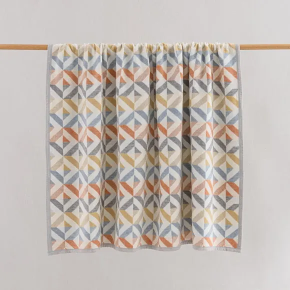 Supersoft Geo Diamonds Throw Blanket