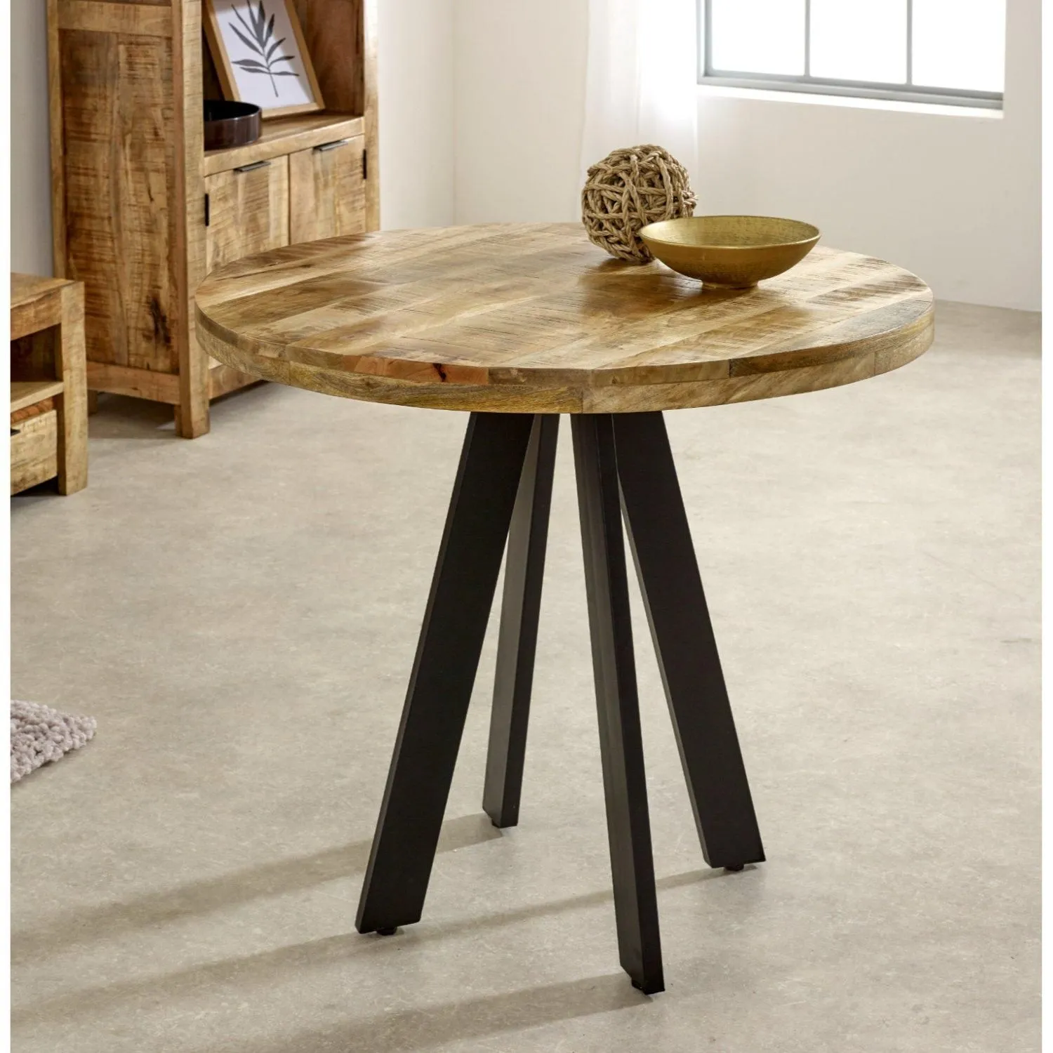 IH Design Bratton Mango Wooden 4 Seater Round Dining Table in Brown 2