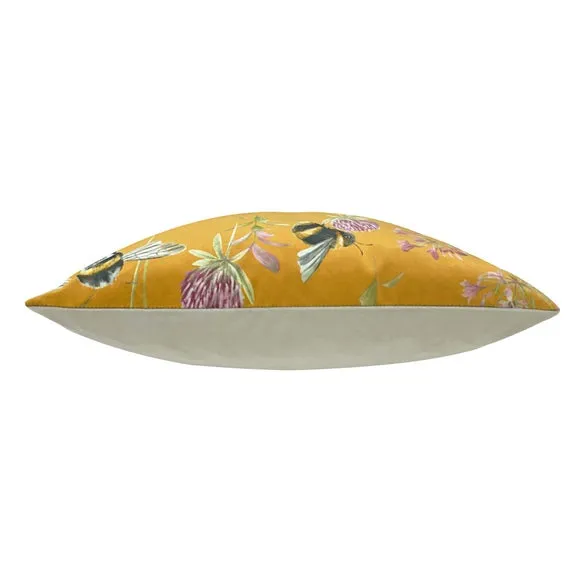 Country Bee Gard Cushion 4