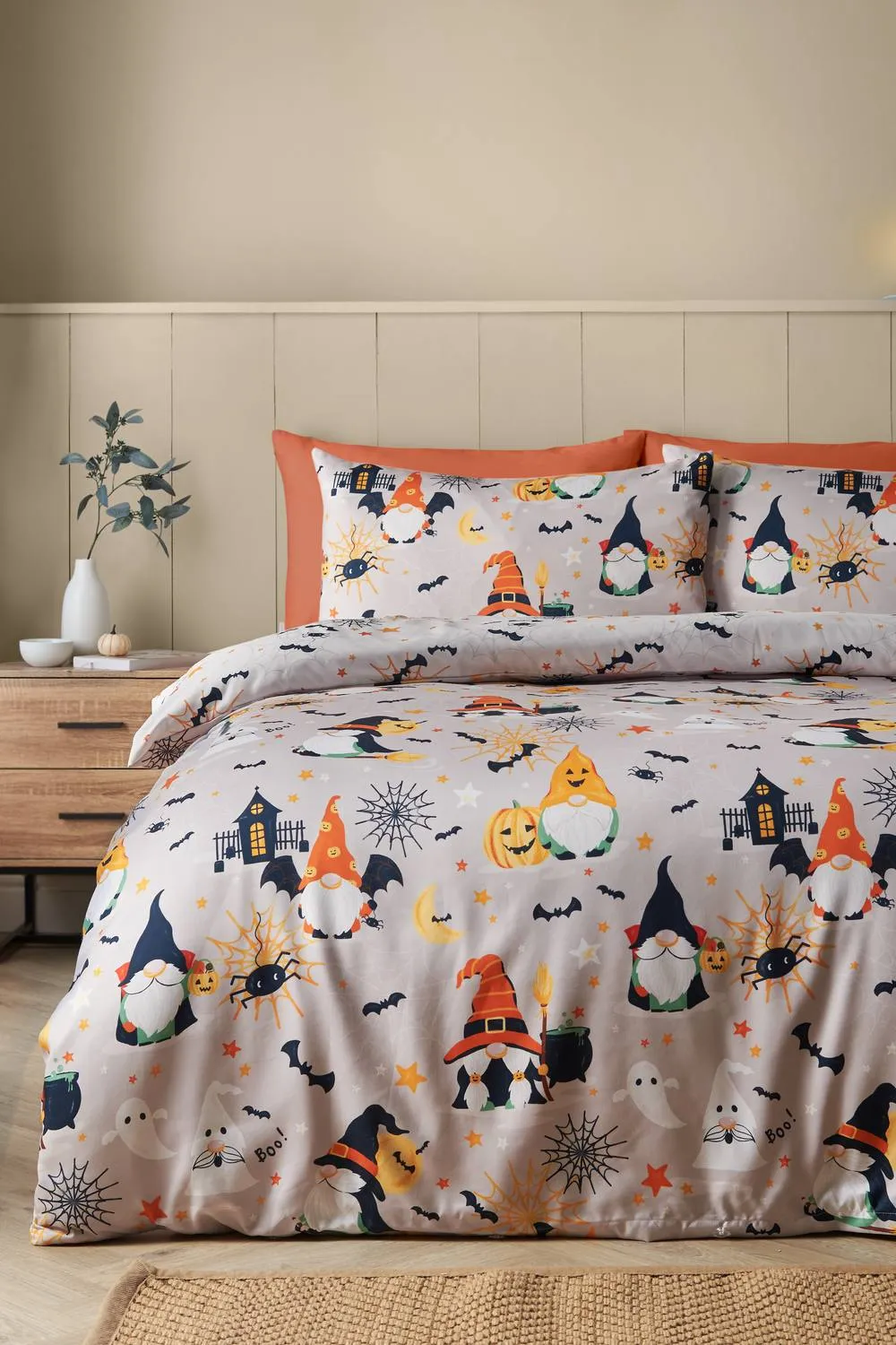 Catherine Lansfield Halloween Gonks So Soft Reversible Duvet Cover Set in Natural