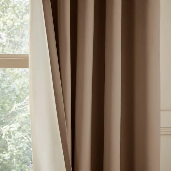 Luxe Velour Eyelet Curtains (Blackout Available) 4