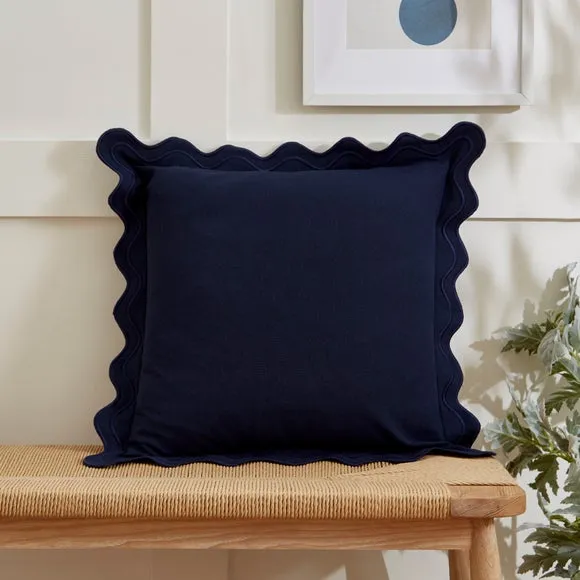 Scalloped Edge Square Cushion 1