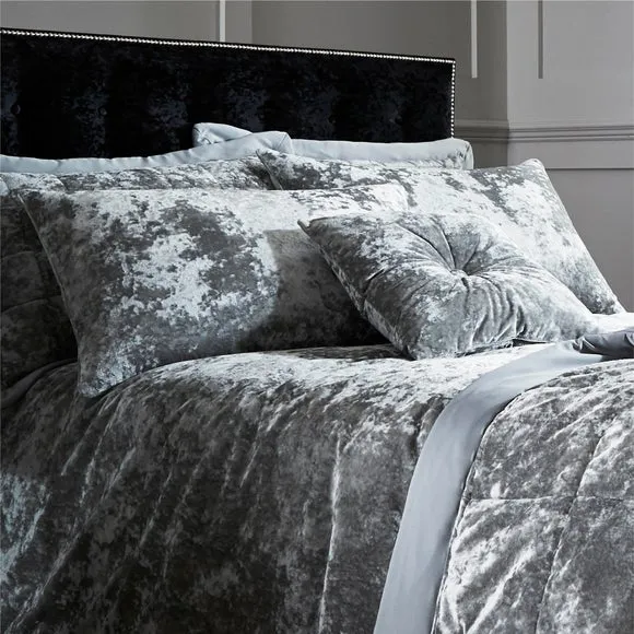 Catherine Lansfield Crushed Velvet Duvet Cover and Pillowcase Set 2