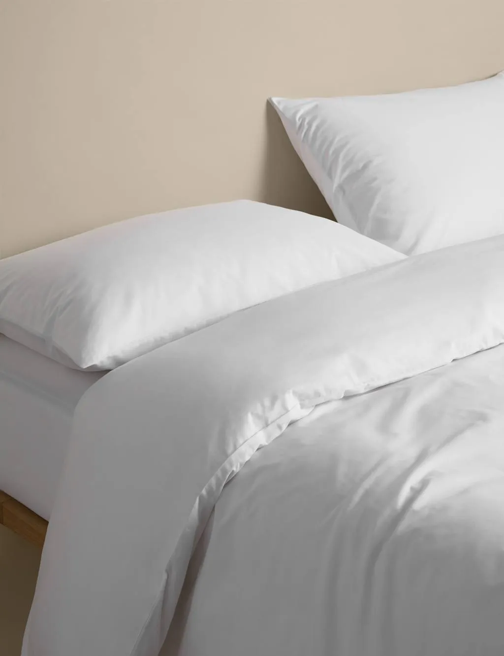 M&S Pure Cotton 180 Thread Count Bedding Set White