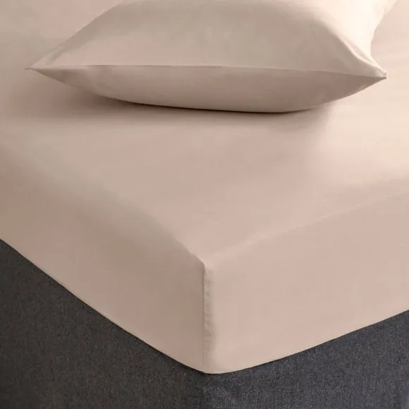 Fogarty Soft Touch Fitted Sheet 1