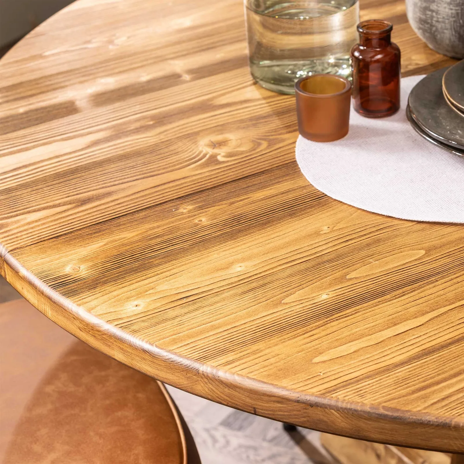 Covington Round Dining Table 140Cm, Round, Timber Wood | Barker & Stonehouse 4