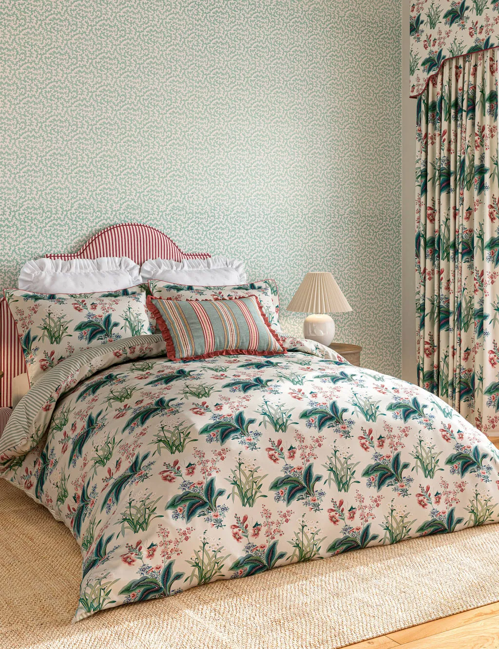 Sanderson Pure Cotton Sateen Enys Garden Bedding Set Green Mix