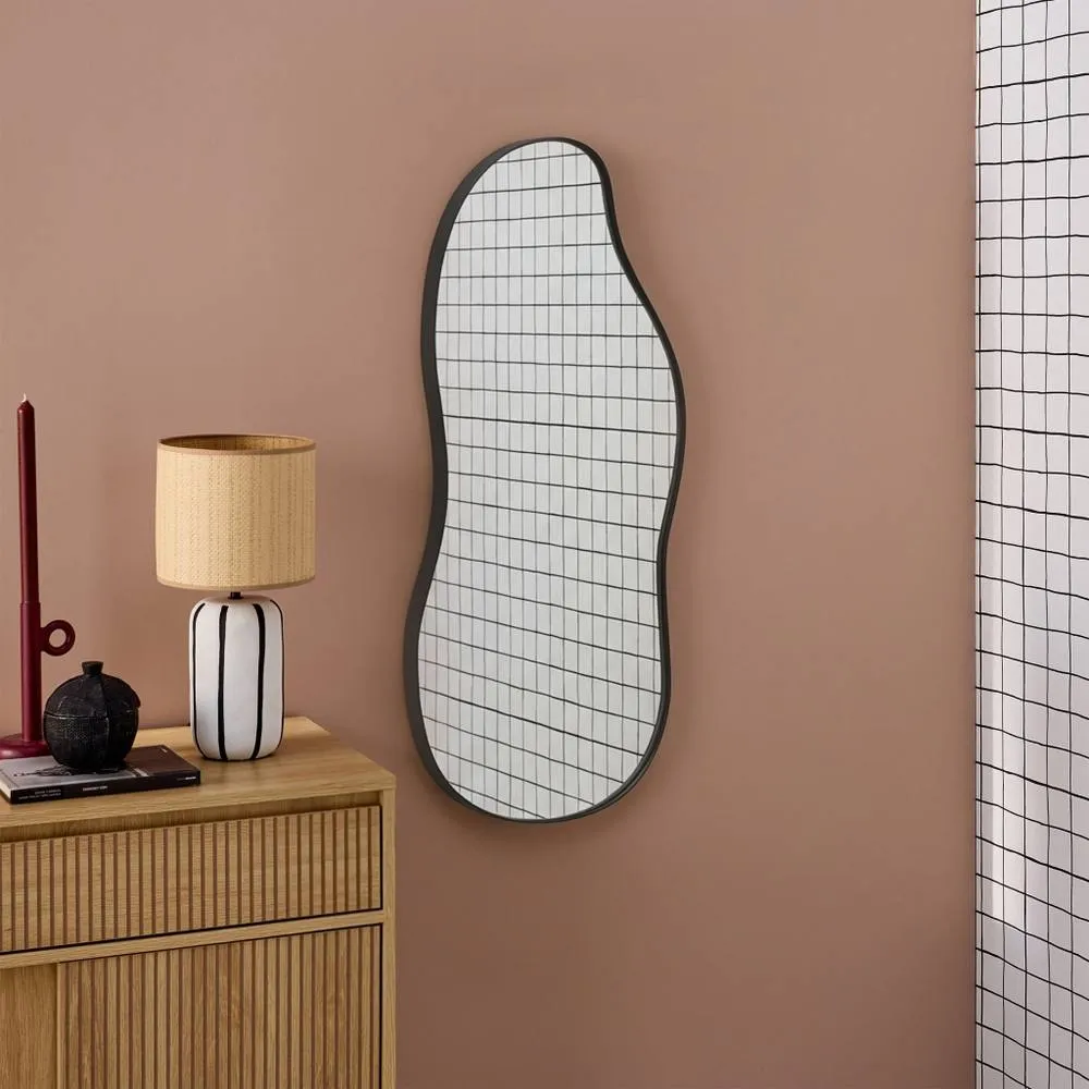 sweeek Black metal mirror