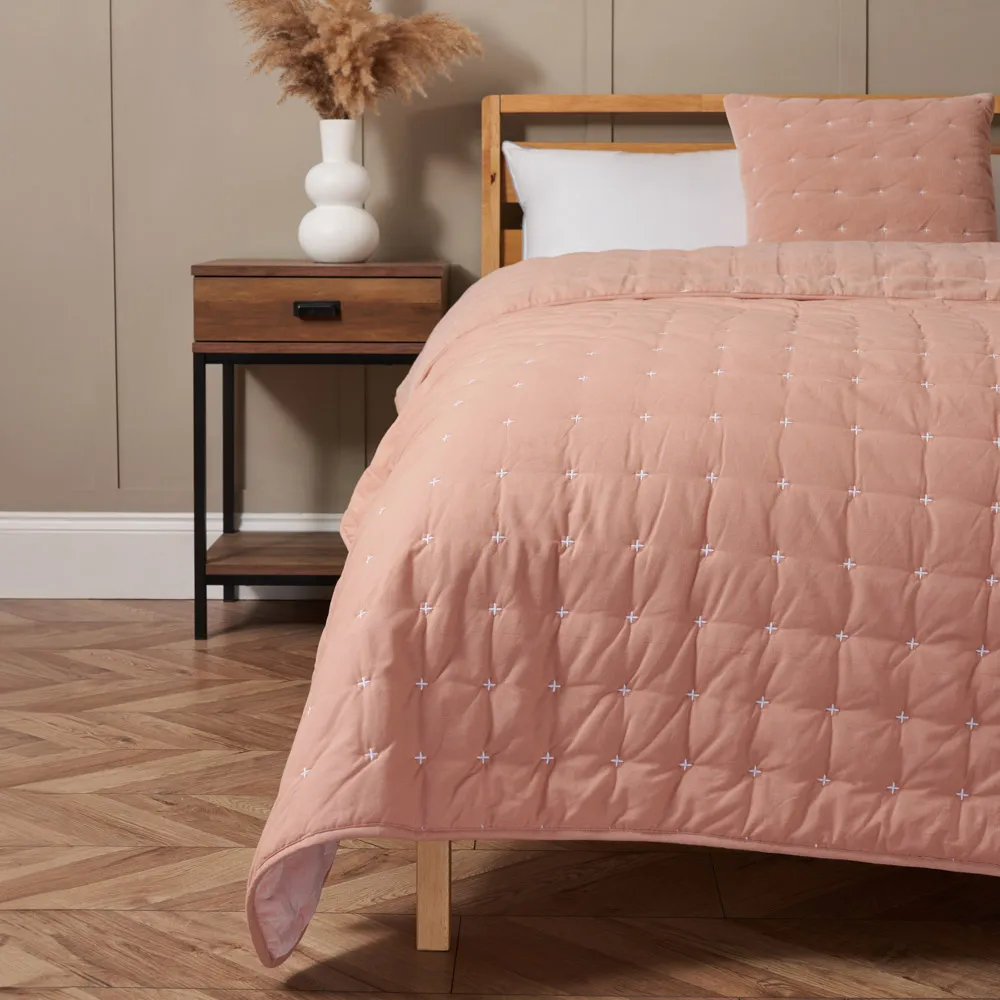 Cross Stitch Quilted Bedspread, Pink 1