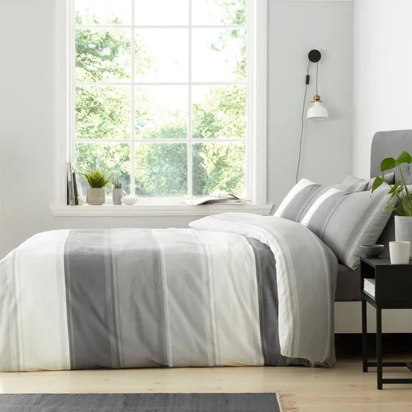 Betley Duvet Cover and Pillowcase Set 1