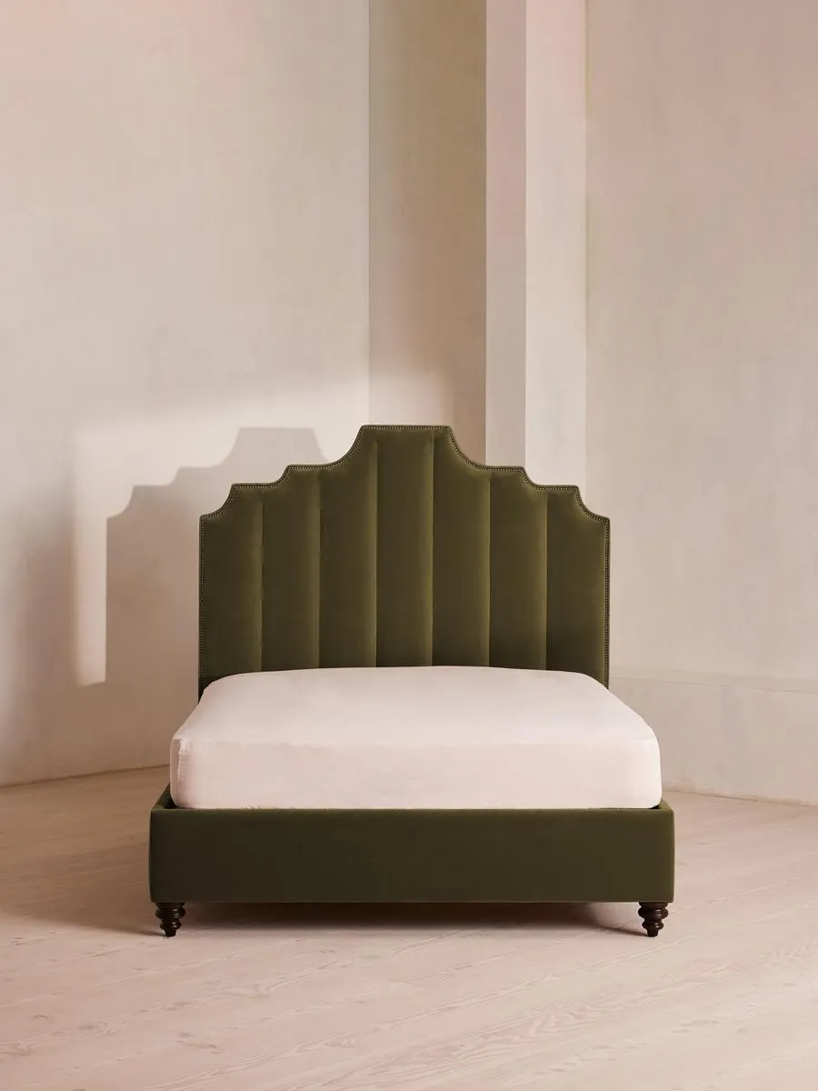 Gerrard Bed, King, Velvet, Olive