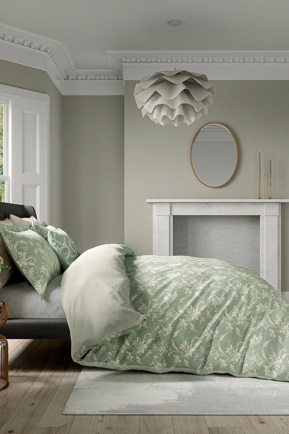 V & A 'Daffodil Dreams' Cotton Duvet Cover Set in Green