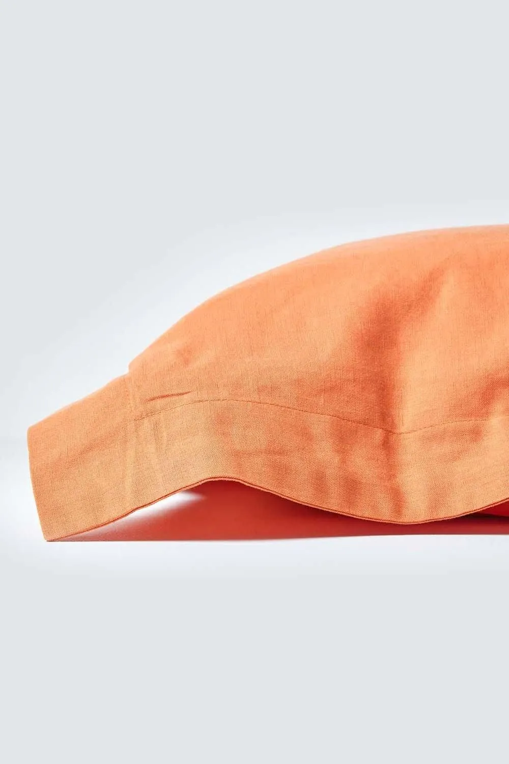 Homescapes Linen Oxford Pillowcase, King in Burnt Orange 2