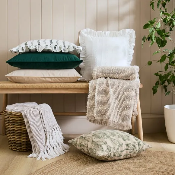 Trailing Leaves Frilled Rectangle Cushion Cover 6