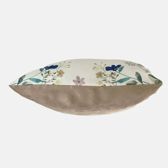 Daro Floral Bee Square Cushion 3