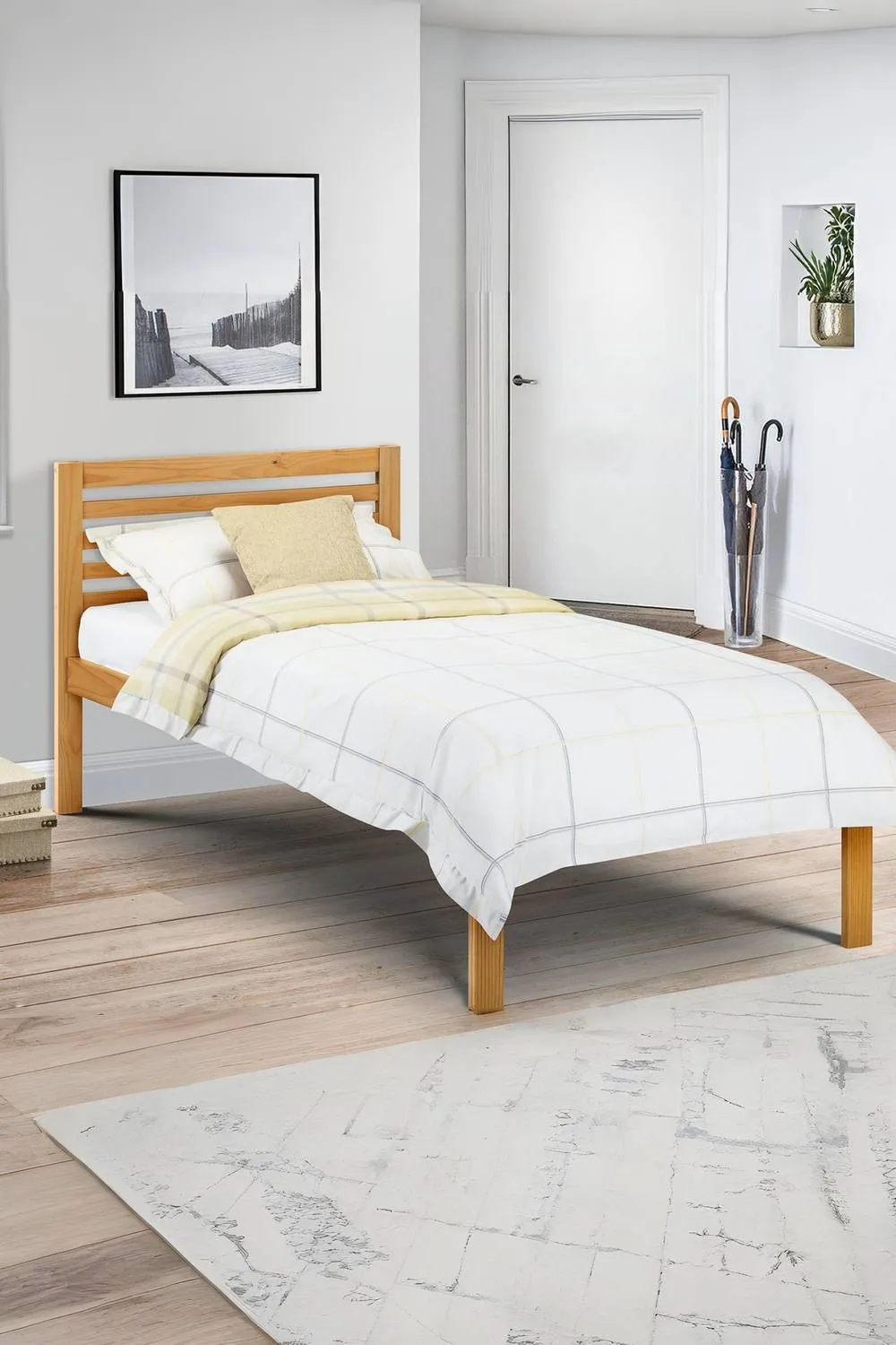 Julian Bowen Slocum Bed in Natural 1