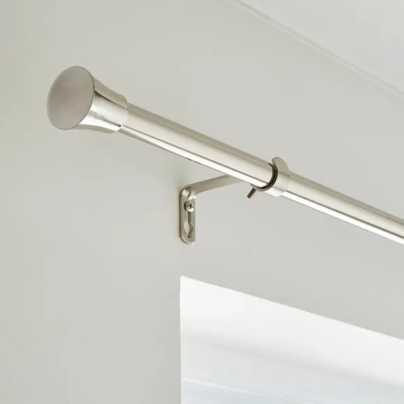 Trumpet Extendable Metal Curtain Pole