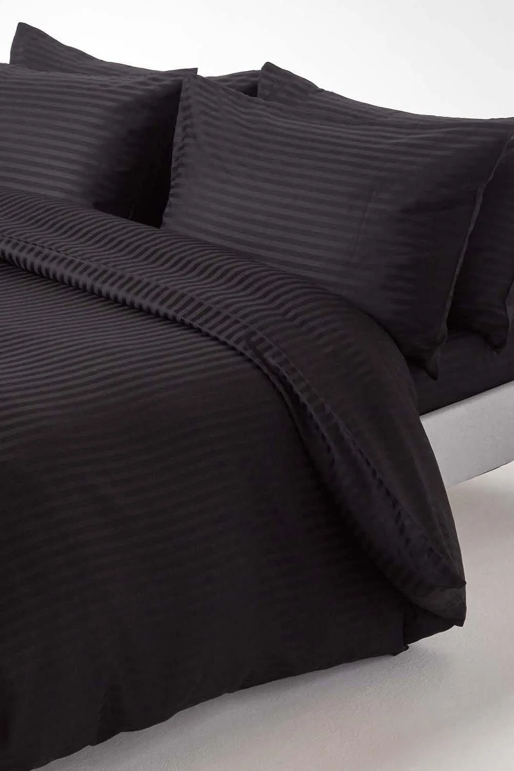 Homescapes Egyptian Cotton Satin Stripe Fitted Sheet 12 inch 330 Thread Count in Black 4