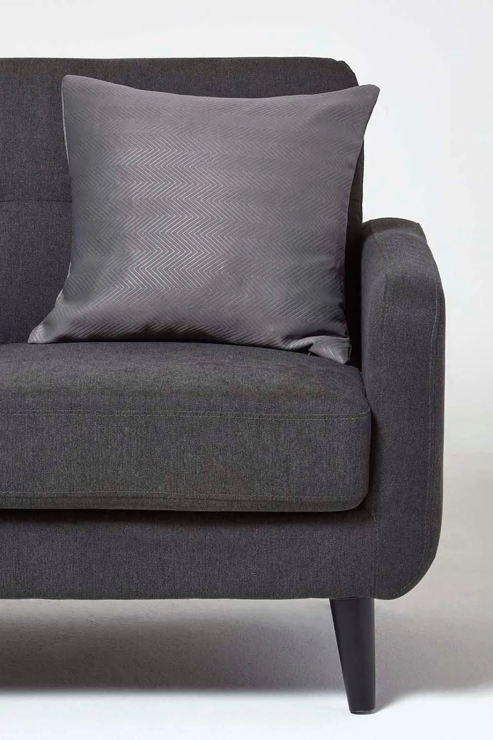 Homescapes Herringbone Cushion Cover in Dark Grey 2