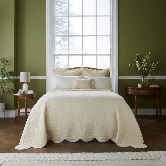 Dorma Soft Scalloped Bedspread 1