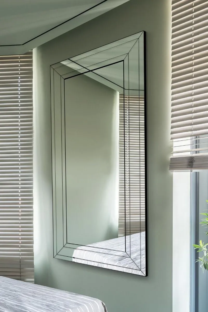 MirrorOutlet All Glass Modern Bevelled Full Length Leaner Mirror 174 x 85 CM in Silver