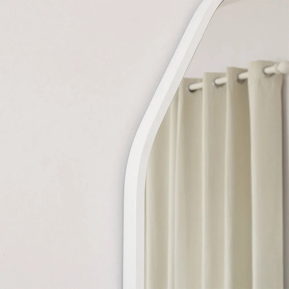 Melody Maison Large Round White Scalloped Wall Mirror - 90cm X 90cm 2