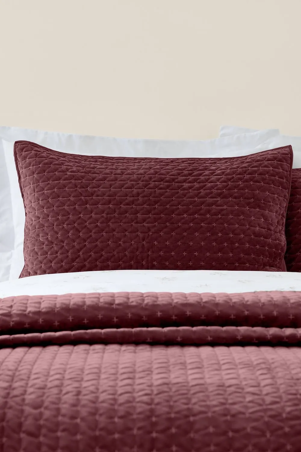 Bianca 'Attica Velvet' Embroidered Pillow sham Pair in Burgundy 1