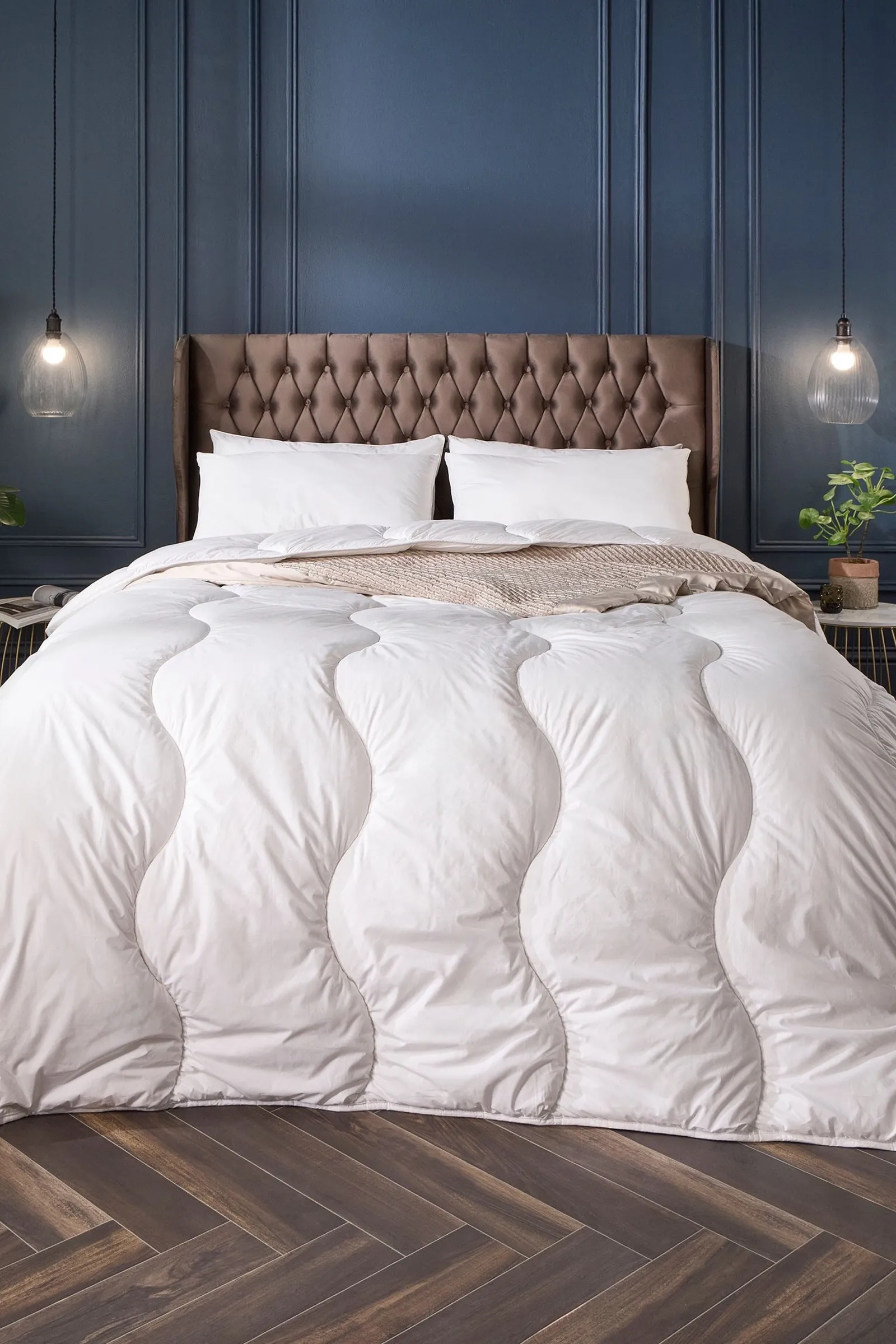Snuggledown Retreat Indulgent Cotton 10.5 Tog All year Round Duvet in White