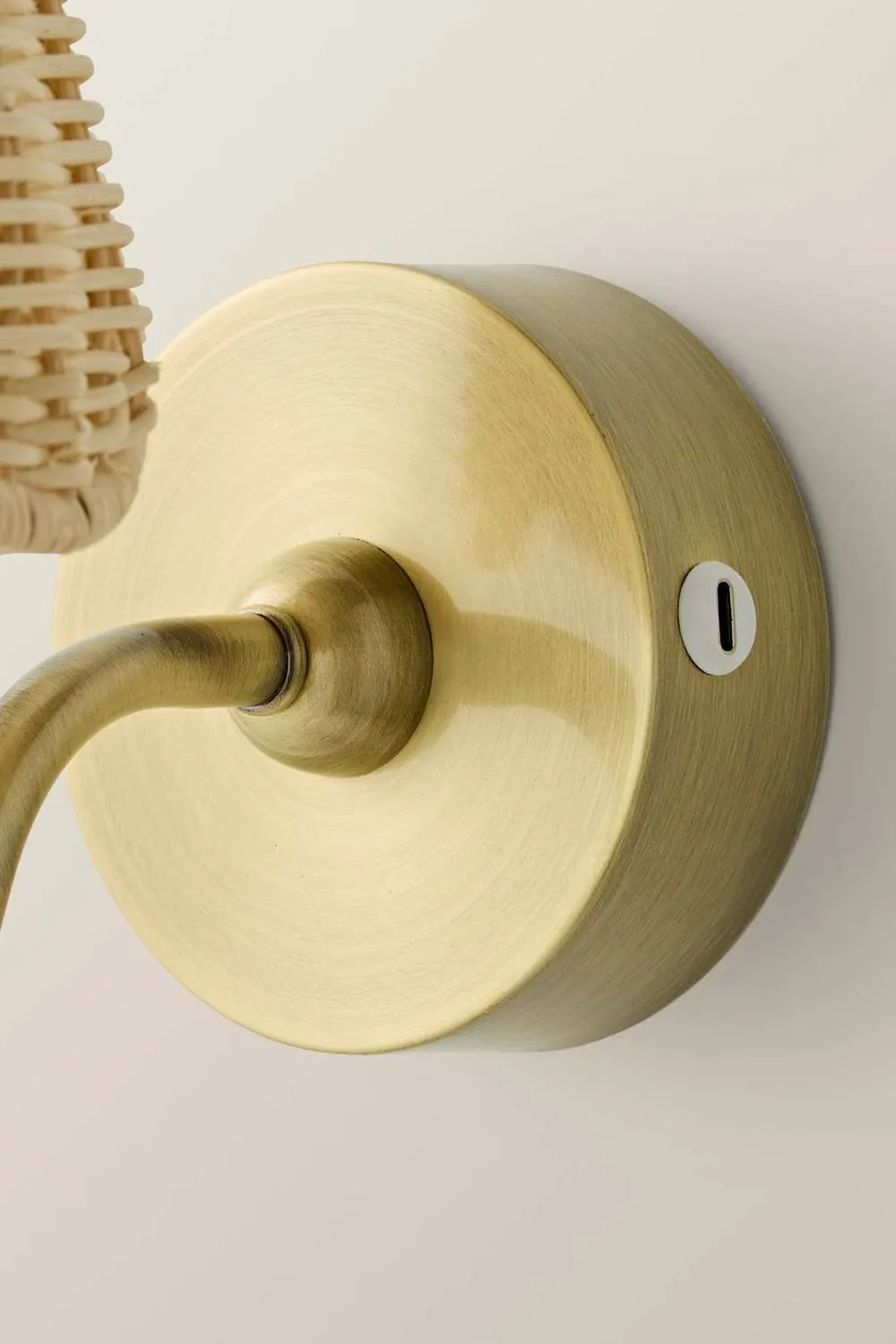 ValueLights Lowe Natural Rattan Taper Shade Metal Portable Rechargeable Wall Light in Gold 5