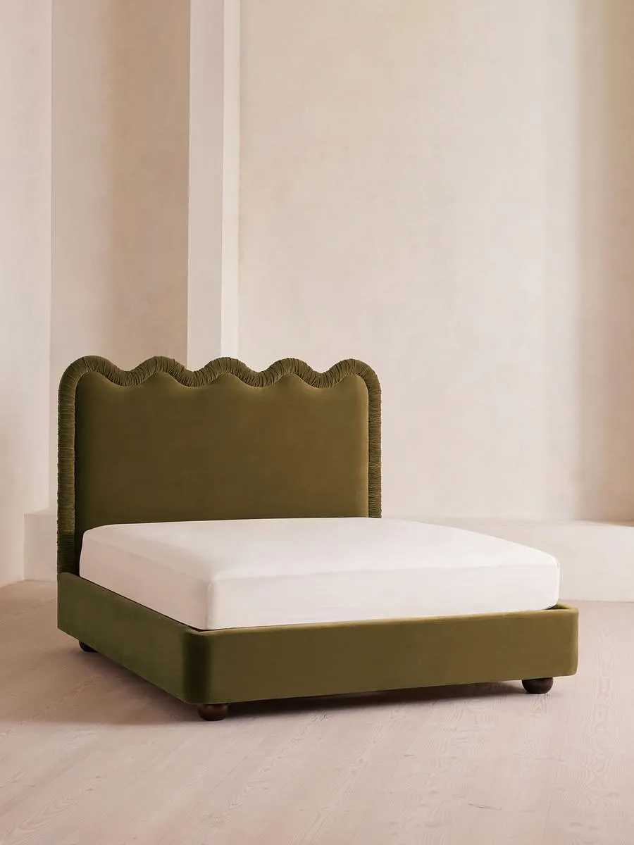 Tristan Bed, King, Velvet, Olive