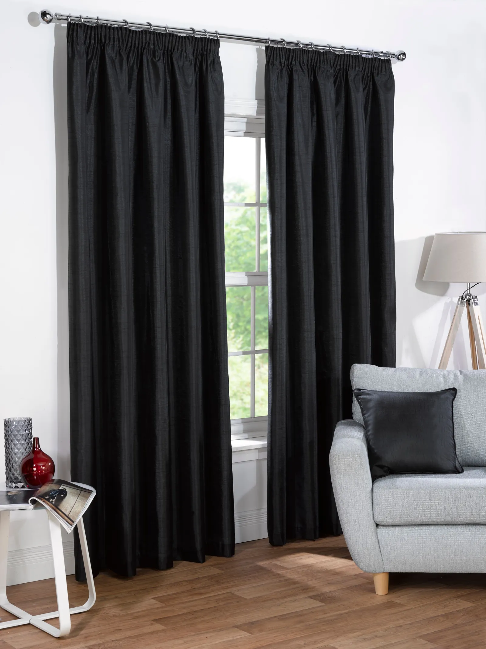 Rapport Home Sophia Cushion Cover (45x45 cm) in Black 1