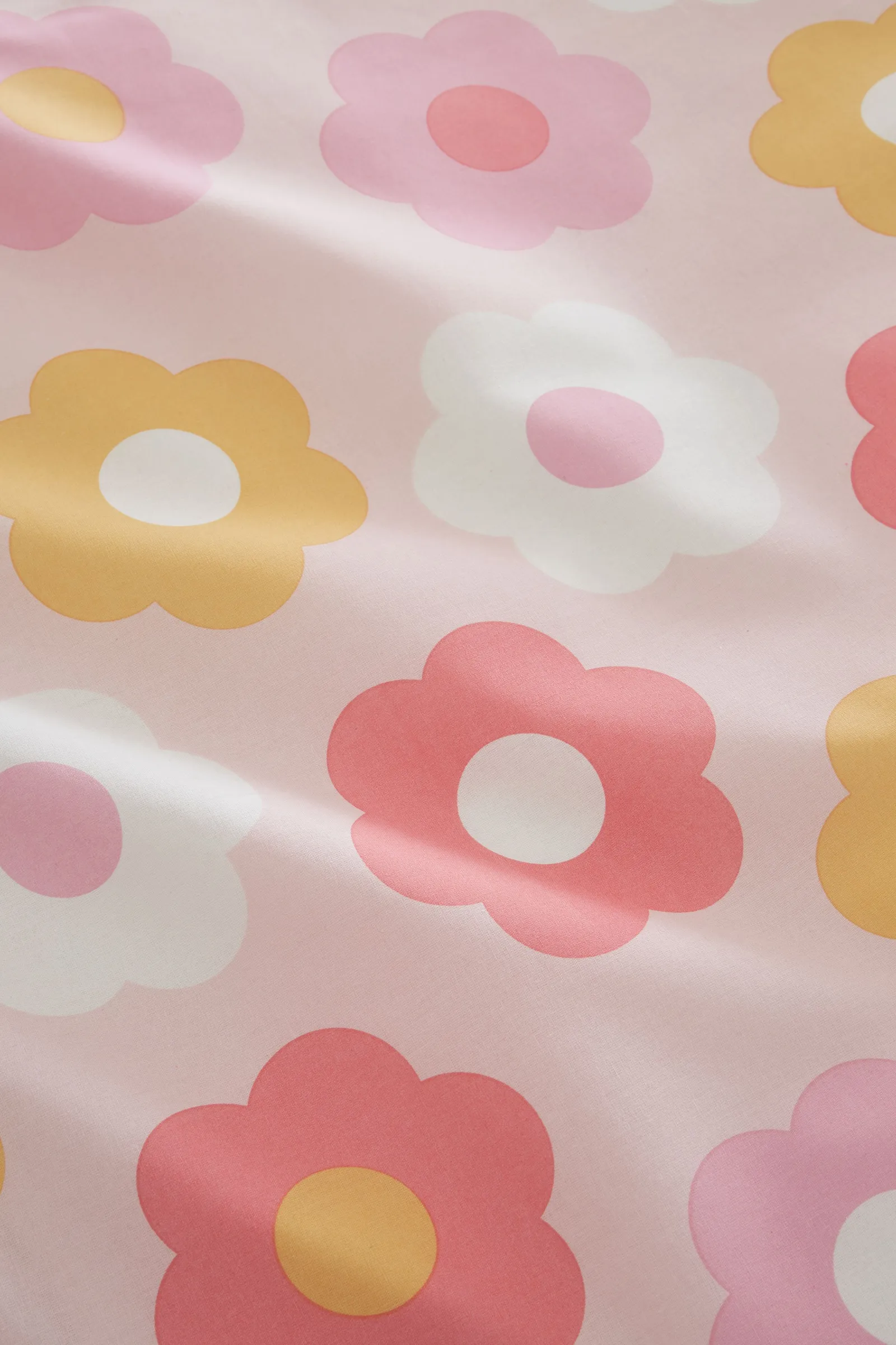Catherine Lansfield 'Retro Daisy' Fitted Sheet in Pink 2