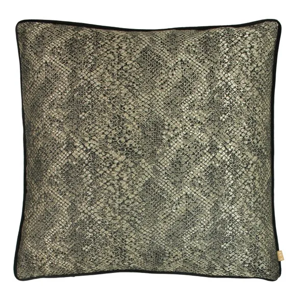 Kai Viper Square Cushion 1