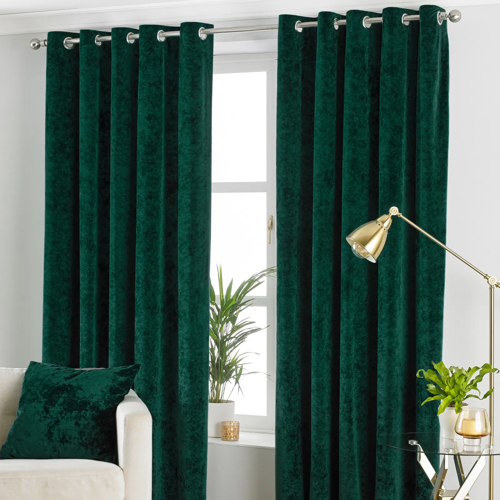 Paoletti Verona Crushed Velvet Eyelet Curtains in Emerald 1