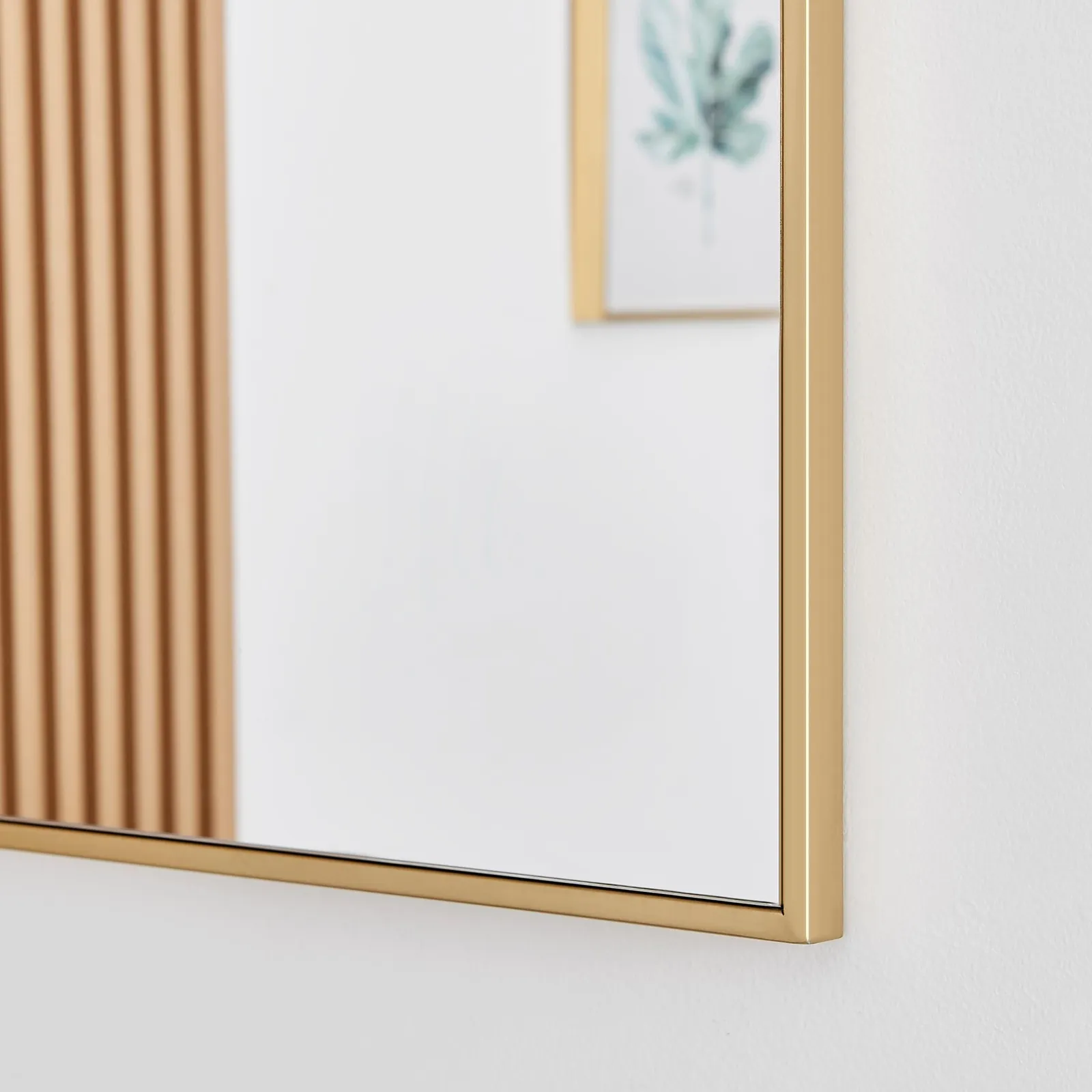 FurnitureboxUK Emma Small 100x66cm Framed Rectangular Vertical Living Room Hallway Wall Mirror in Gold 5