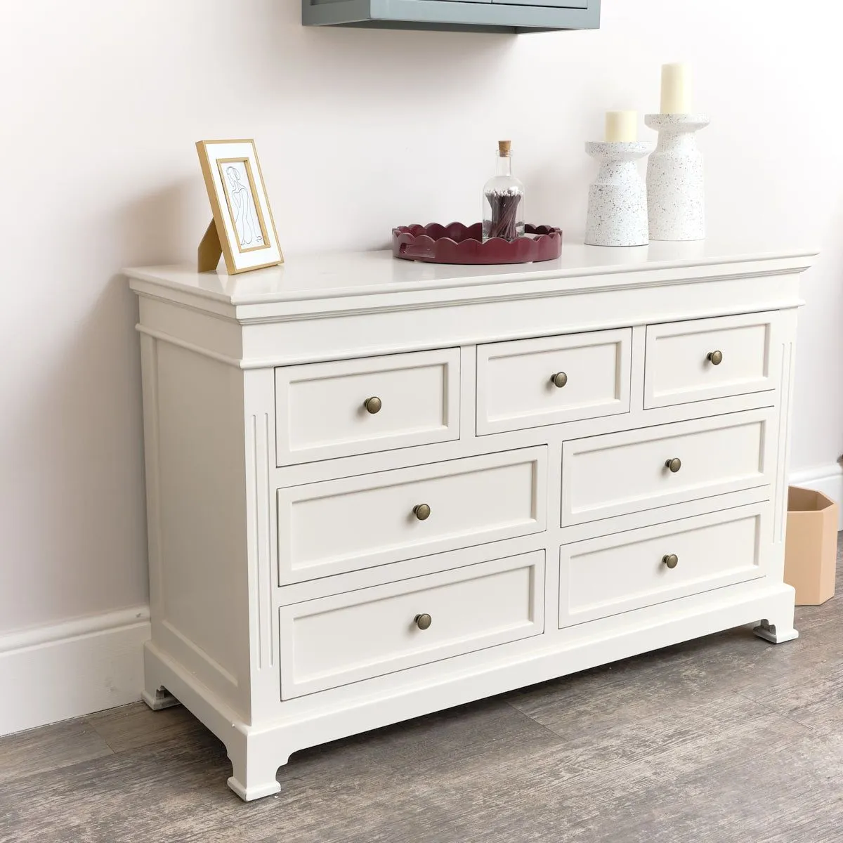 Melody Maison Large Ivory 7 Drawer Chest Of Drawers - Daventry Ivory Range 6