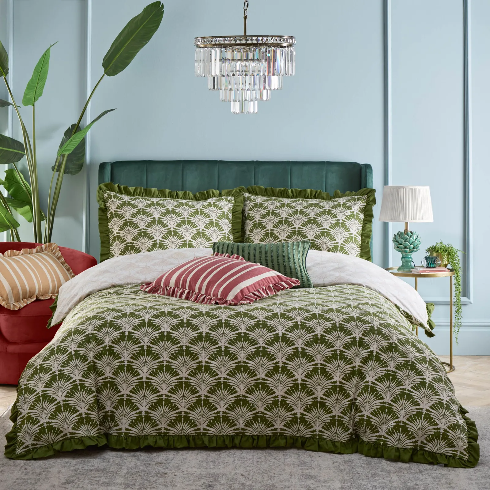 Furn Deco Palm Printed Ruffle Duvet Cover Set in Dark Green