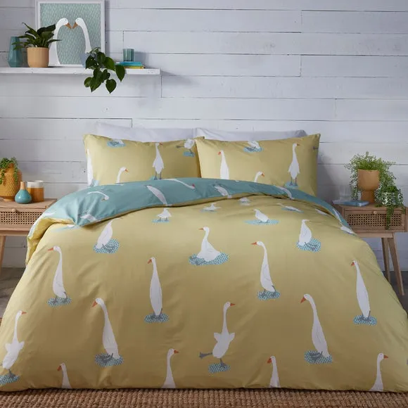Puddles the Duck Yellow Duvet Cover and Pillowcase Set 1