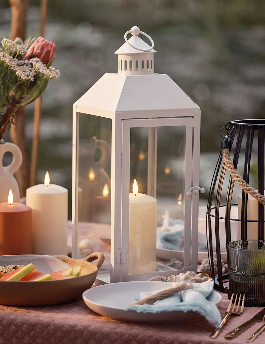 Lights4fun Set of 2 TruGlow® Lanterns White